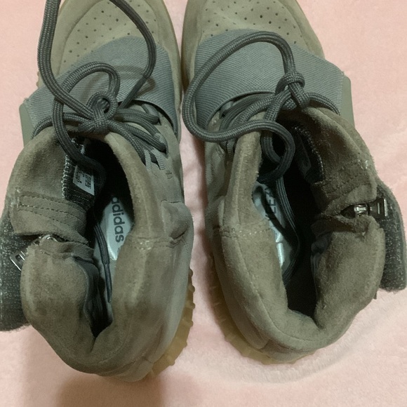 Adidas  Yeezy Boost 750 BB1840 - Picture 4 of 11